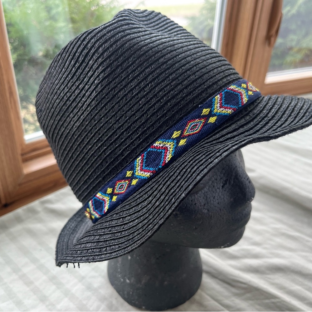 Steve Madden Black Hat with Colorful Band